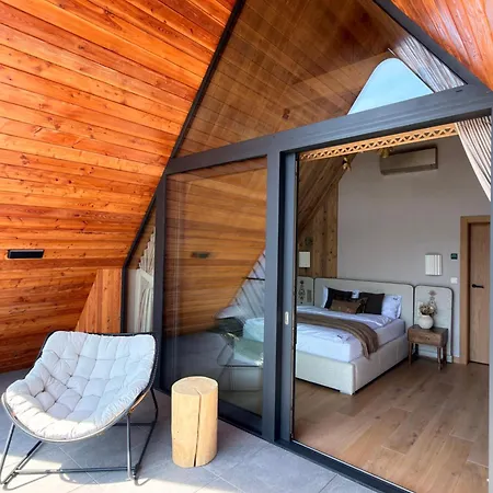 Orso Bruno Gron Mountain View & Jacuzzi *