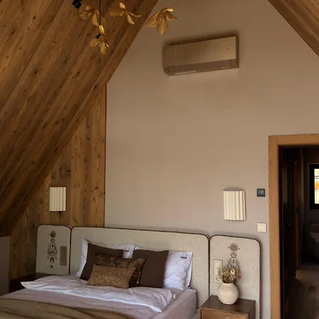 בקתה Orso Bruno Gron Mountain View & Jacuzzi